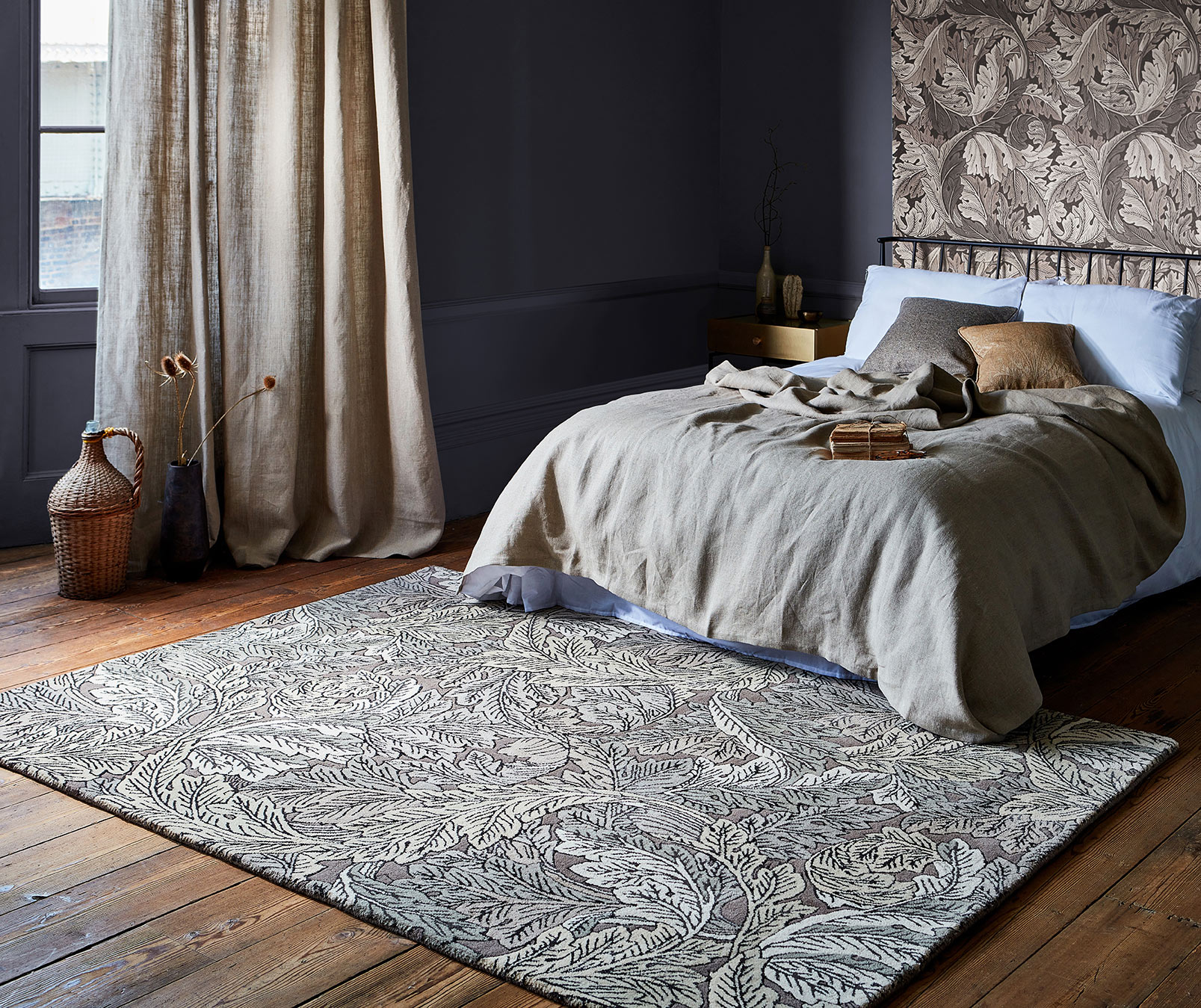 Jak wybrać najlepszy dywan pod łóżko? Zachwycające pomysły na sypialnię.